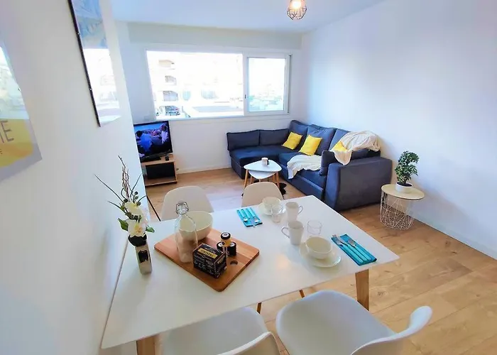 Apartment Grand Voile - Hyper Centre, Climatisation, Vue Panoramique Sur L'architecture De Motte La Grande-Motte