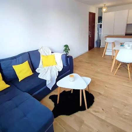 Appartement Grand Voile - Hyper Centre, Climatisation, Vue Panoramique Sur L'architecture De Motte La Grande-Motte