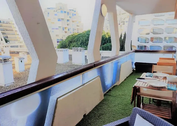 Apartment Grand Voile - Hyper Centre, Climatisation, Vue Panoramique Sur L'architecture De Motte *